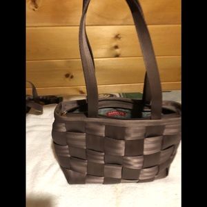 Harveys seatbelt bag